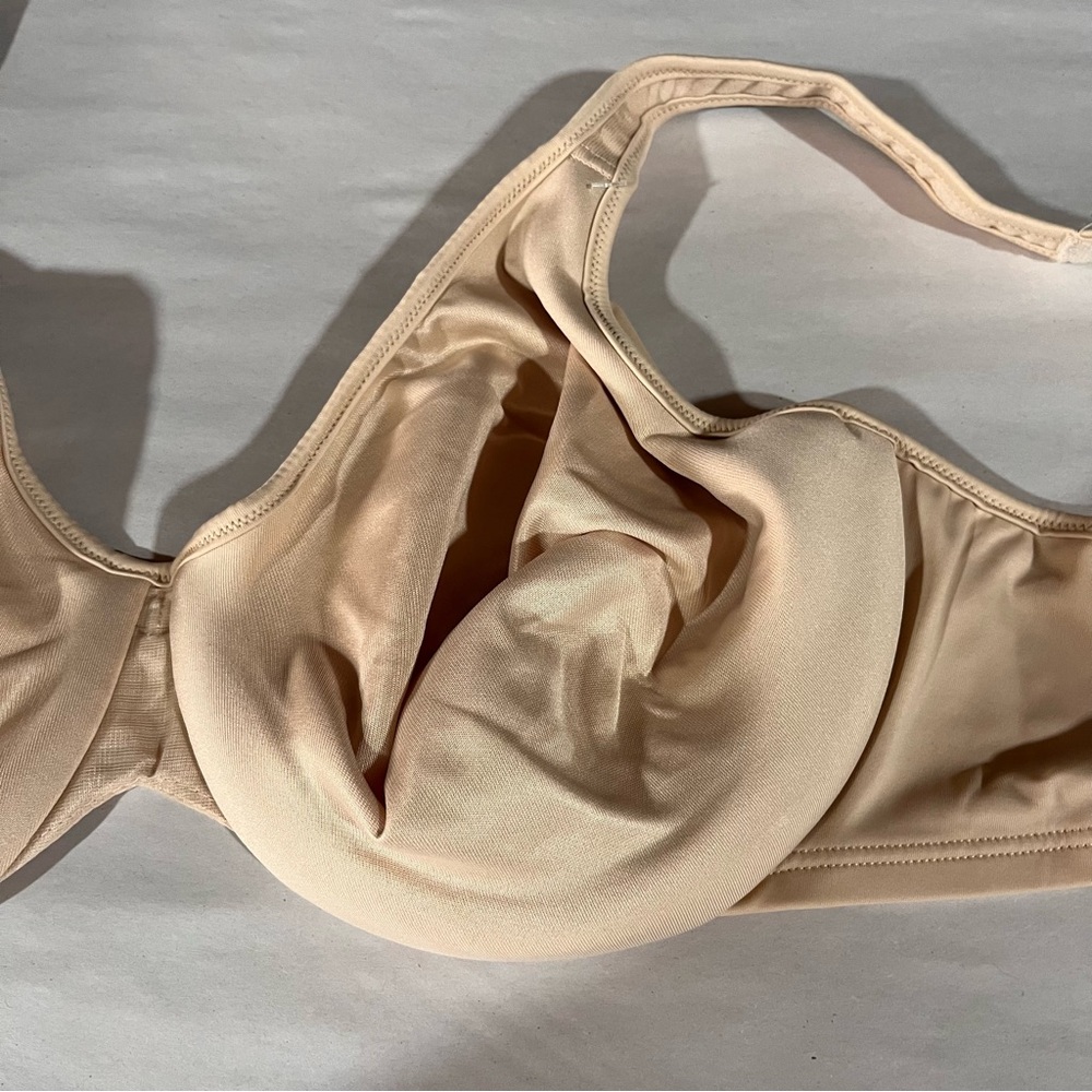 Bali NEW Smoothing Light Beige Underwire Bra 40D - Picture 7 of 9